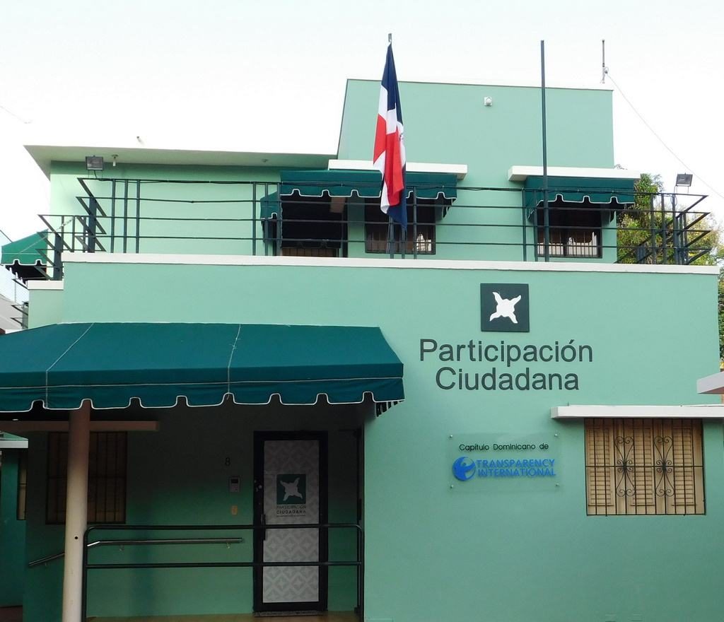 Participación Ciudadana nombra Miembro Emérito al doctor Luis Scheker Ortiz