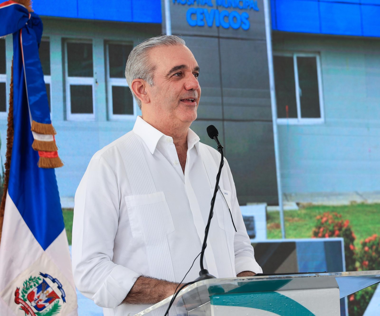 Abinader anuncia un hospital clínico-quirúrgico en Cotuí con más de 80 camas de internamiento